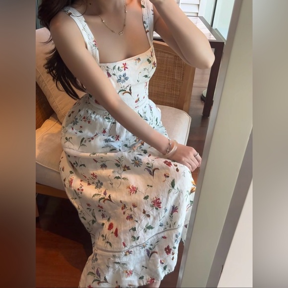 Reformation Everett Linen Dress In Corsini, brand new, never worn, no flaws. - Picture 15 of 15